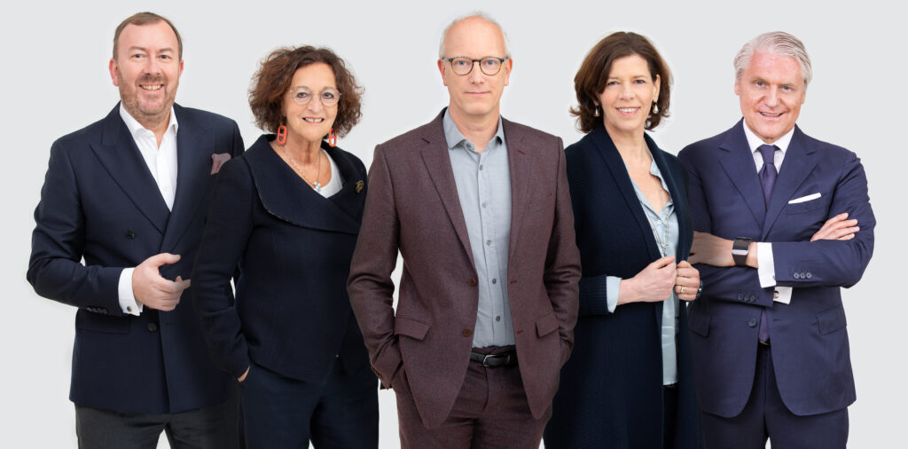 Membres du Conseil d'adminstration. De gauche à droite: Marc Glesener, Claude Wolf, Thierry Hoscheit, Valérie Dupong, Luc Weitzel.